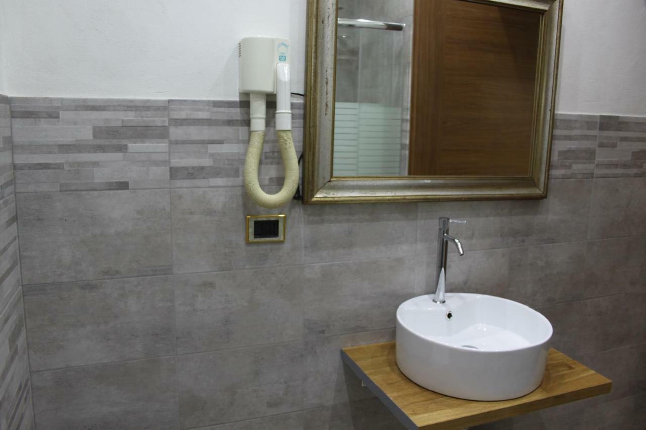 Loft Con Giardino In Zona Appia Antica Apartment Rome Luaran gambar